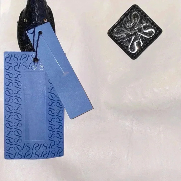 NWT Vera Wang Black White Silver Tote Purse Bag - Picture 3 of 6